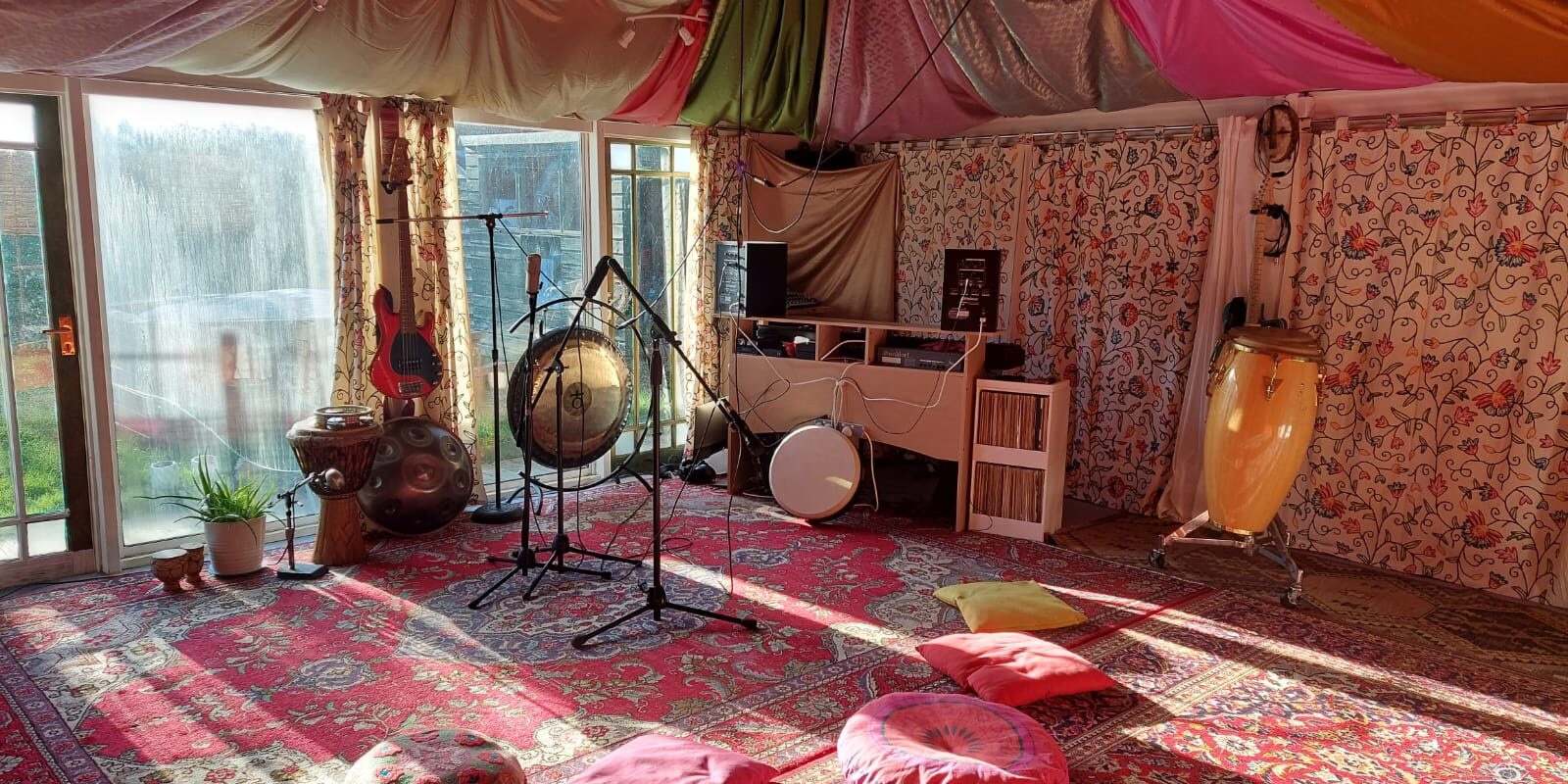 World Sound Healing Day @ The Earth School of Music. Stroud