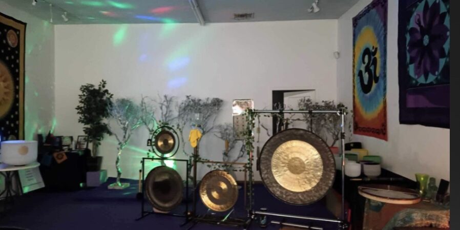 Saturday Sound Bath with Mike Davlantes